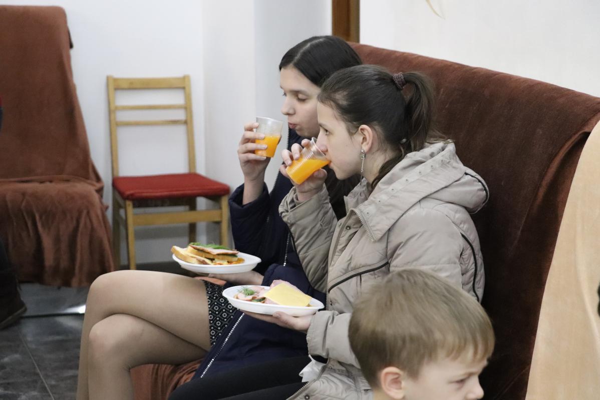 Різдво з молодіжним служінням "Compass Youth"
