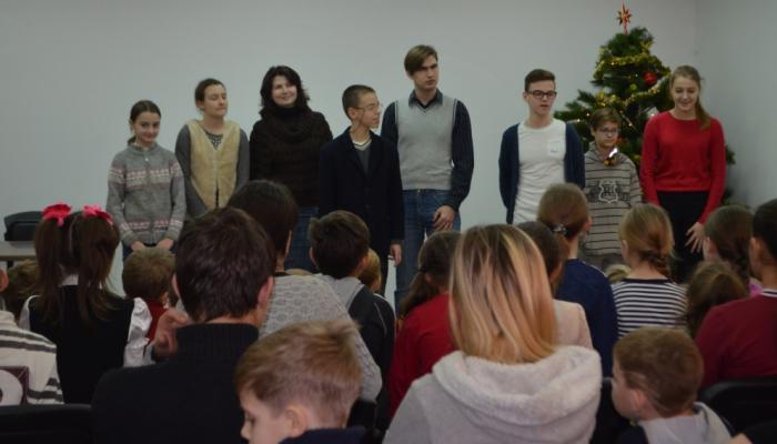 Різдвяна радість в дитячих будинках с. Новопетрівці і Межигір'я