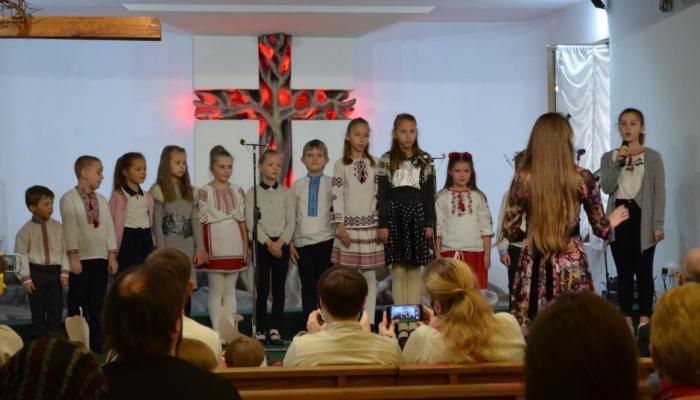 Свято Жнив в Євангельській церкві "Благодать"