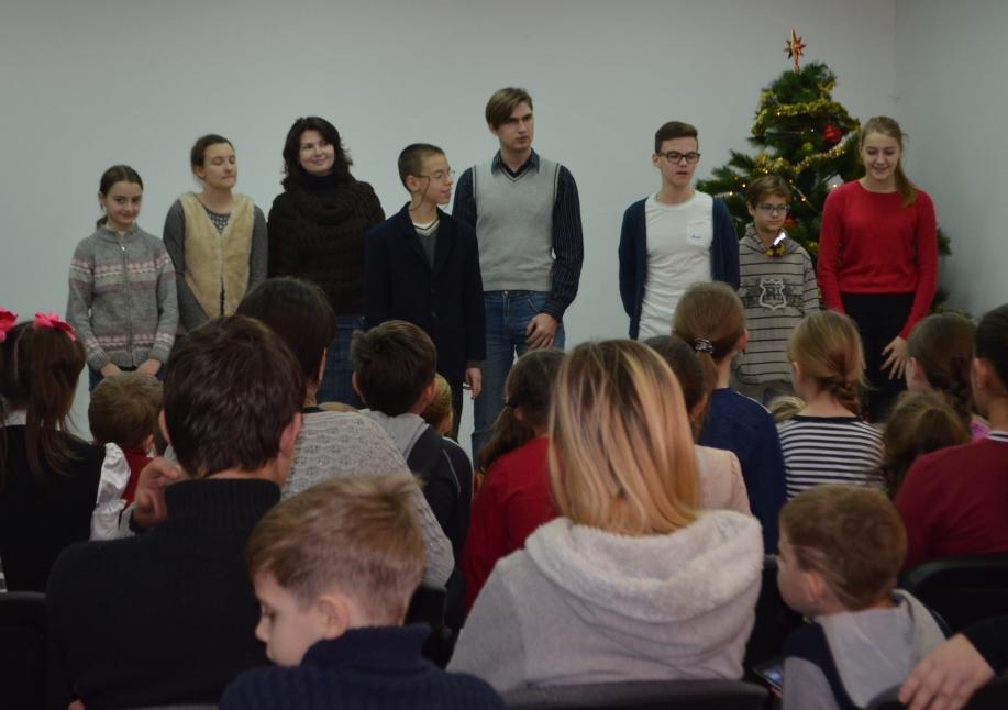 Різдвяна радість в дитячих будинках с. Новопетрівці і Межигір'я