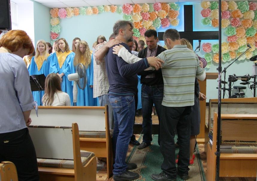 Дружня поїздка до церкви ХЄВ "Нове життя"