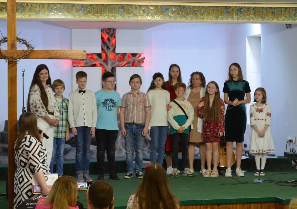 Новий випуск в Недільній школі